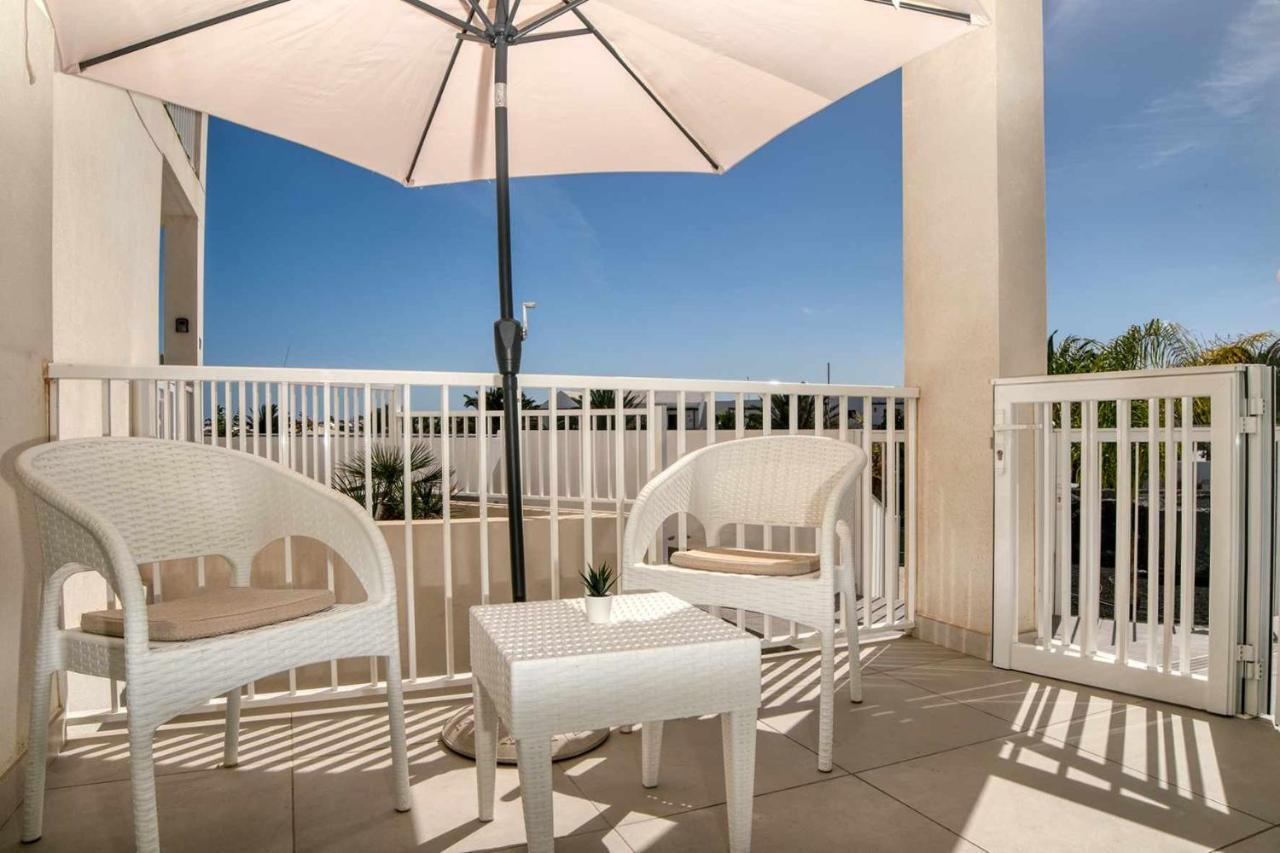 Luminosa Vivienda Vacacional Con Vista A La Piscina Коста-Тегісе Екстер'єр фото