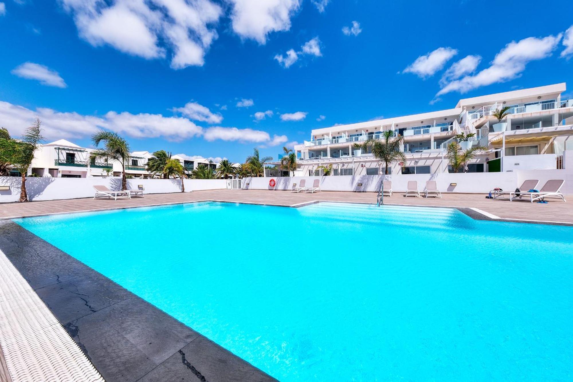 Luminosa Vivienda Vacacional Con Vista A La Piscina Коста-Тегісе Екстер'єр фото